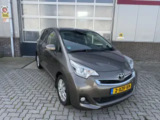 Toyota Verso-S 1.3 VVT-i Dynamic (bj 2014, automaat)