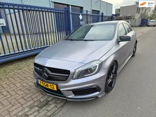 Mercedes-Benz A-klasse 180 AMG AUT. *194.216 KM*AKTIEPRIJS!!
