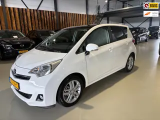 Toyota Verso-S 1.3 VVT-i Dynamic