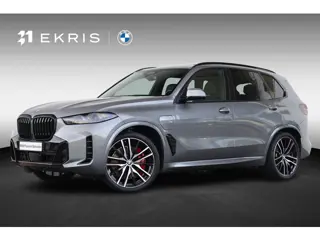 BMW X5 xDrive50e | Sport Pakket Pro | Panorama Dak | 22'' LM | Comfortstoelen | Active Steering | Tr