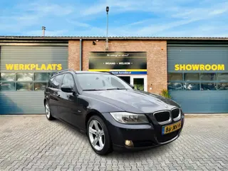 BMW 3-serie Touring 320i *NL-Auto*Trekhaak*Nwe A.P.K.*