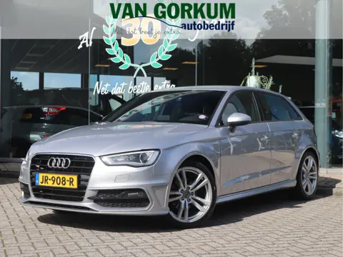 Audi A3 Sportback 1.4 TFSI CoD Adrenalin Sport Navi / Led / Airco / Elekramen / S-Line binnen en bui
