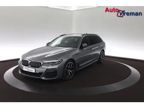 BMW 5-serie Touring 520d 190pk -M Sport / Pano / Shadow Line-