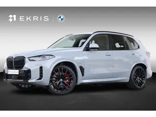 BMW X5 xDrive50e | Sport Pakket Pro | Panorama Dak Skylounge | Merino Leder | Driving Assistant prof