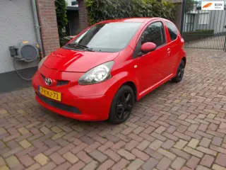 Toyota Aygo 1.0-12V nwe apk bij aflevering 999 euro