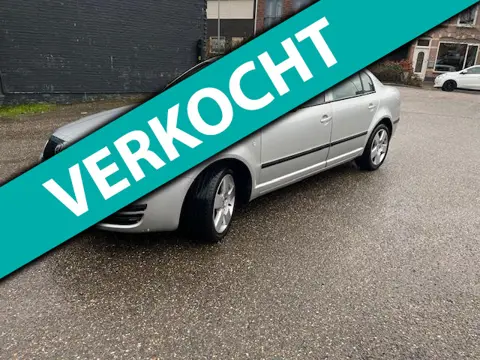 Skoda Superb 2.0 Comfort! 179DKM NAP! Airco! Trekhaak!