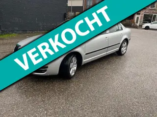 Skoda Superb 2.0 Comfort! 179DKM NAP! Airco! Trekhaak!