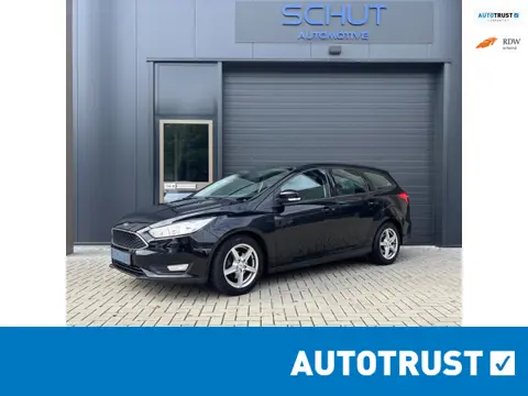 Ford Focus Wagon 125pk Edition D. RIEM VERVANGEN | CLIMA | NAVI | CRUISE | TREKHAAK | STOELVERWARMIN