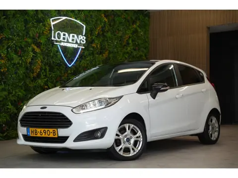 Ford Fiesta 1.0 White Edition / Nwe Distr.riem / CarPlay / Parkeersensoren