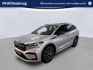 Škoda Enyaq iV 80 Sportline 204pk / Panorama dak / Navigatie / LM 20 inch / Warmtepomp / Camera / Ma