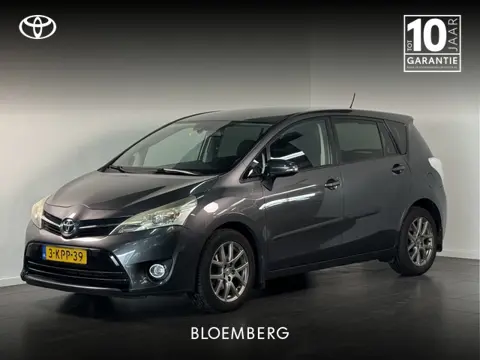 Toyota Verso 1.8 VVT-i Business | Stoelverwarming | Trekhaak | Navigatie |