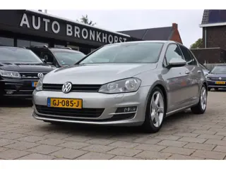 Volkswagen Golf 1.2 TSI CLIMA I CRUISE I 17 INCH I PDC | TREKHAAK