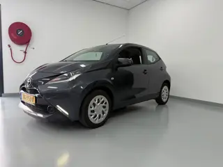 Toyota Aygo 1.0 VVT-i x-fun