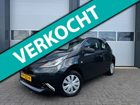 Toyota Aygo 1.0 VVT-i x-fun 5-Deurs Grijs Airco Bluetooth