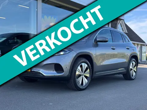 Mercedes-Benz EQA 250+ Progressive Advanced plus 71 kWh automaat , 360 graden camera , stoelen met M