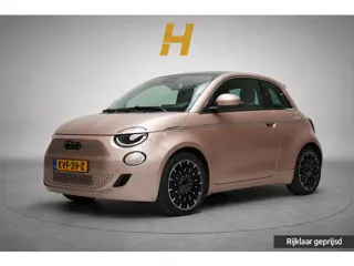 Fiat 500e La Prima 42 kWh | SoH 97,6% | Leder | Lm velgen | Navigatie | Carplay |