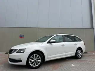 Škoda Octavia Combi 1.0 TSI Greentech Ambition Business Climate C, Cruise C, Navigatie, Pdc!!!!