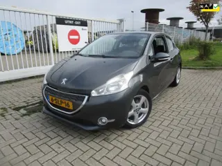 Peugeot 208 1.4 e-HDi Active Automaat!!