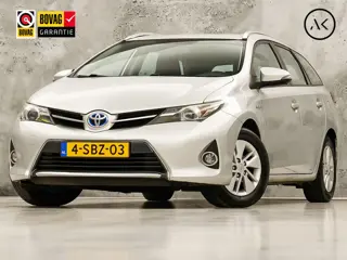 Toyota Auris Touring Sports 1.8 Hybrid Sport Automaat (NAVIGATIE, CLIMATE, CAMERA, SPORTSTOELEN, CRU