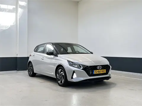 Hyundai I20 1.0 T-GDI Comfort Smart | Apple Carplay/Android Auto | Camera | LM velgen |