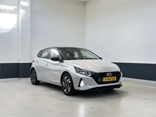 Hyundai I20 1.0 T-GDI Comfort Smart | Apple Carplay/Android Auto | Camera | LM velgen |