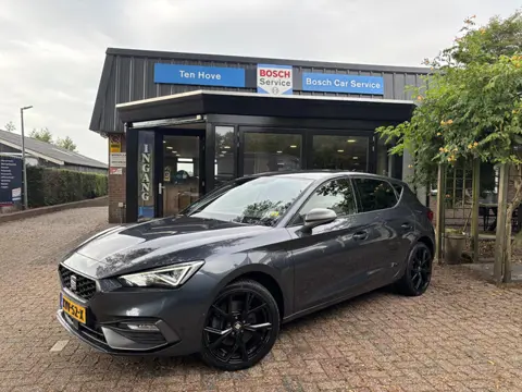 SEAT Leon 1.4 TSI eHybrid FR-line|Camera|18"|SOH 92%