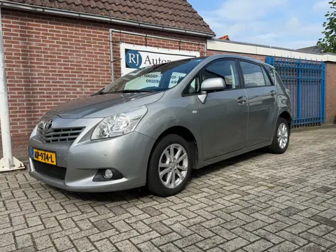 Toyota Verso 1.8 VVT-i Business APK/NAVI/PANO (bj 2010)