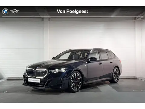 BMW i5 Touring M60 xDrive | M-Sport Pro | Trekhaak | Bowers & Wilkins | Innovation Pack | Panoramada