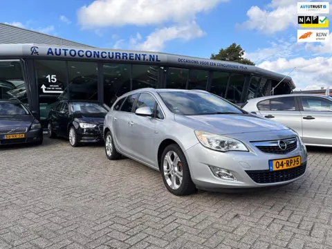 Opel Astra Sports Tourer 1.6 Cosmo, Automaat Navi, Nwe db. inruil mogelijk.