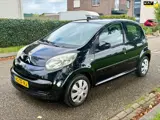 Foto 21 van Citroen C1 1.0-12V Ambiance (5DRS)