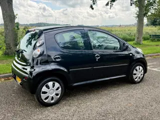 Foto 17 van Citroen C1 1.0-12V Ambiance (5DRS)