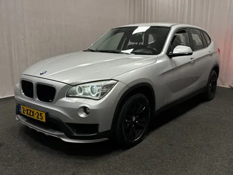 BMW X1 sDrive20i Executive | Automaat | Trekhaak | Navi | Cruise |