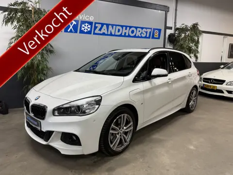 BMW 2 Serie Active Tourer 225xe iPerformance High Exe. M // Panodak // Leer Verkocht!!!