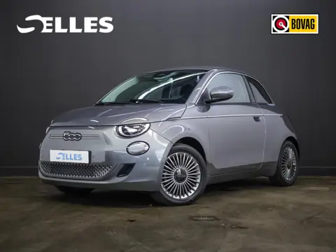 Fiat 500 Urban 42 kWh | Stoelverwarming | Camera | Apple Carplay & Android auto | Dode hoek detectie
