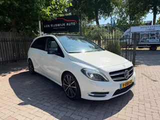Mercedes-Benz B-klasse 200 Ambition Xenon Leder Pano Nav Stoelverw