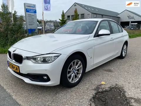 BMW 3-serie 330e