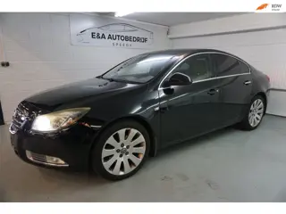 Opel Insignia 2.0 T Cosmo / LEDER / NAVI / EXPORT PRIJS