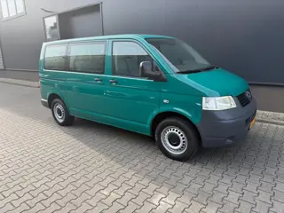 Volkswagen CARAVELLE 9 persoons met airco org km stand