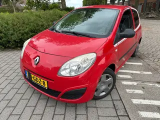 Renault Twingo MET AIRCO & EVT NIEUW APK!