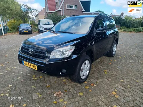 Toyota RAV4 2.0 VVTi Linea Terra 4wd