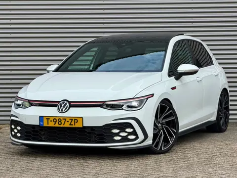 Volkswagen Golf 2.0 TSI GTI 245 PK | Panorama | IQ Light | Harman Kardon | Schroefset | 12 Mnd Garan