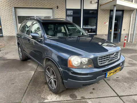 Volvo XC90 2.4 D5 7 PERS AUT LEES TEKST (bj 2008)
