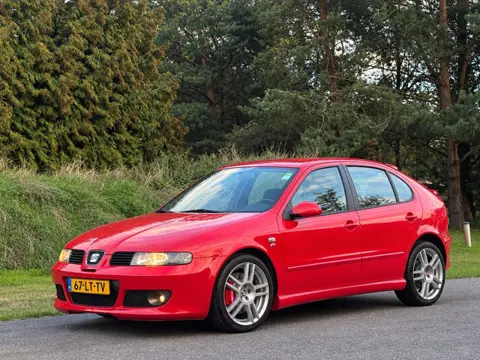 Nette SEAT LEON 1.8-20VT Turbo Cupra R | 194.000 KM |