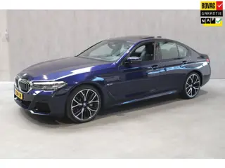 BMW 5-serie 530e M-Sport Plus, Full option panoramadak/19inch/Harman Kardon/Head upp NL Auto