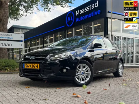 Ford Focus 1.0 EcoBoost Lease Titanium Navi Cruise airco Sportief Parkassist