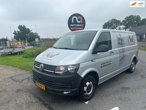 Volkswagen Transporter 2017 * 2.0 TDI L3H1 Highline *204 PK !!! * EURO 6* AIRCO * APK