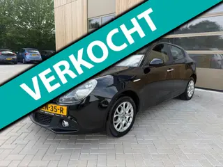 Alfa Romeo Giulietta 1.4 Turbo 5DRS|Airco|Parkeersensoren|Clima|Nieuwe APK