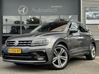 Volkswagen Tiguan 1.4 TSI ACT R-Line Pano | Camera | Trekhaak