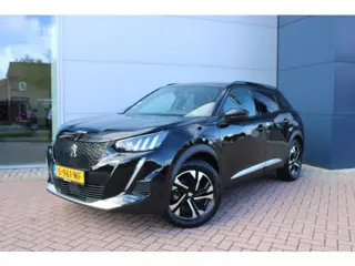Peugeot e-2008 EV GT 50 kWh Automaat Airco Camera Carplay Navi Trekhaak Dealer onderhouden