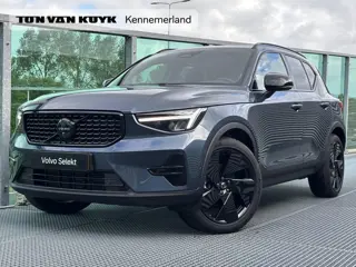 Volvo XC40 2.0 B4 Plus Black Edition Mild hybrid, Automaat, Panoramadak, 20 inch wielen, Trekhaak se